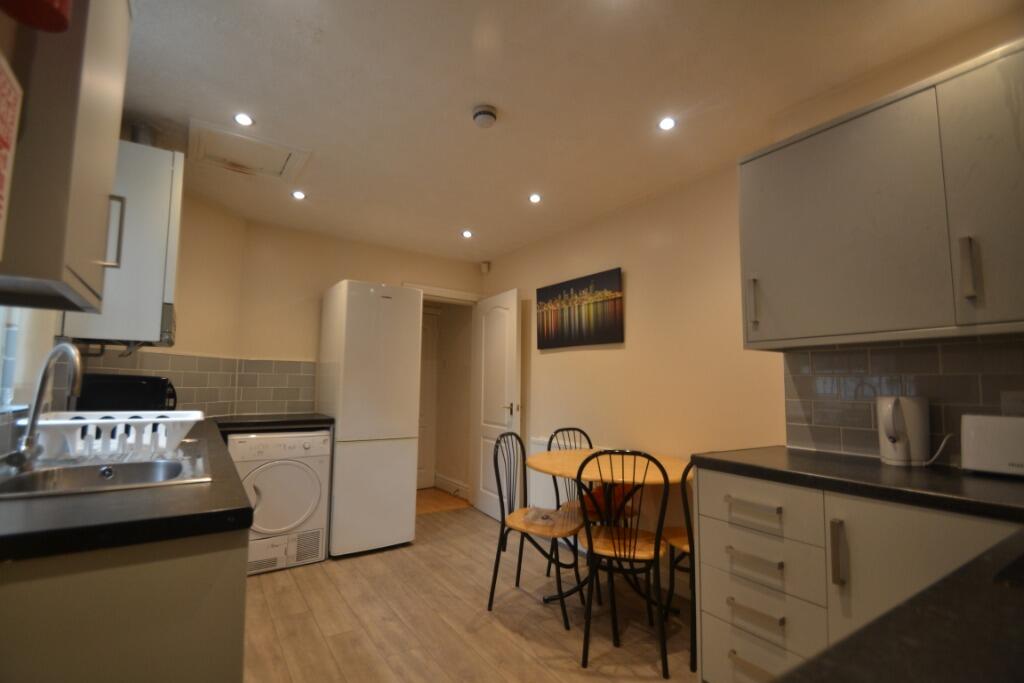 4 bed Mid Terraced House for rent in Manchester. From Nicholas Humphreys - Manchester