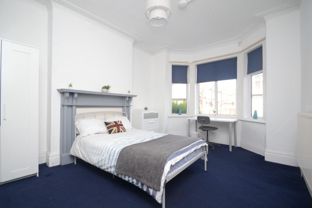 7 bed Mid Terraced House for rent in Manchester. From Nicholas Humphreys - Manchester 7 bed Mid Terraced House for rent in Manchester. From Nicholas Humphreys - Manchester