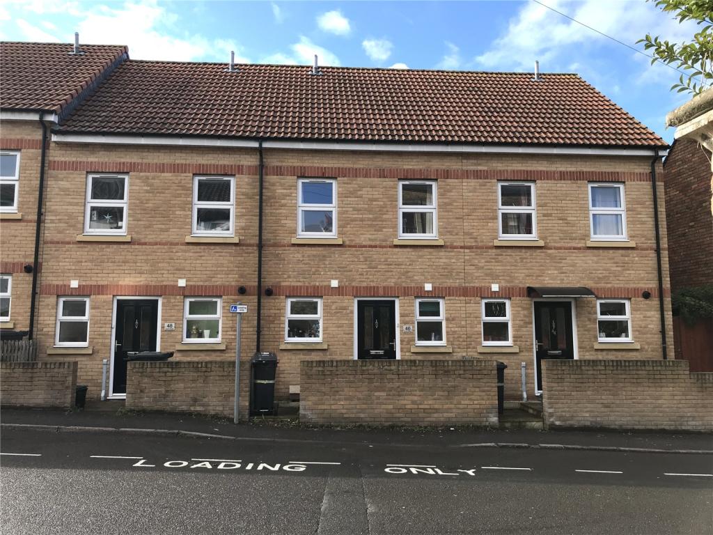 3 bed Mid Terraced House for rent in Taunton. From Greenslade Taylor Hunt - Taunton 