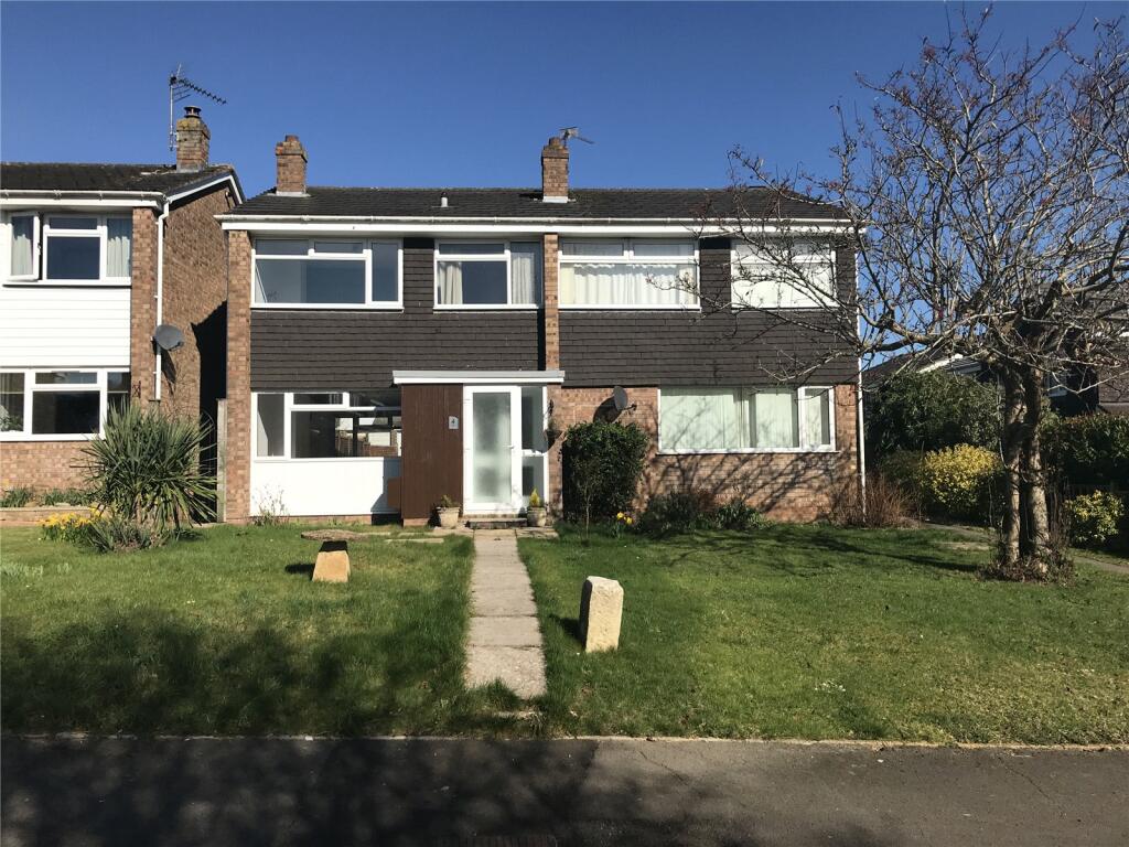 3 bed Semi-Detached House for rent in Taunton. From Greenslade Taylor Hunt - Taunton 