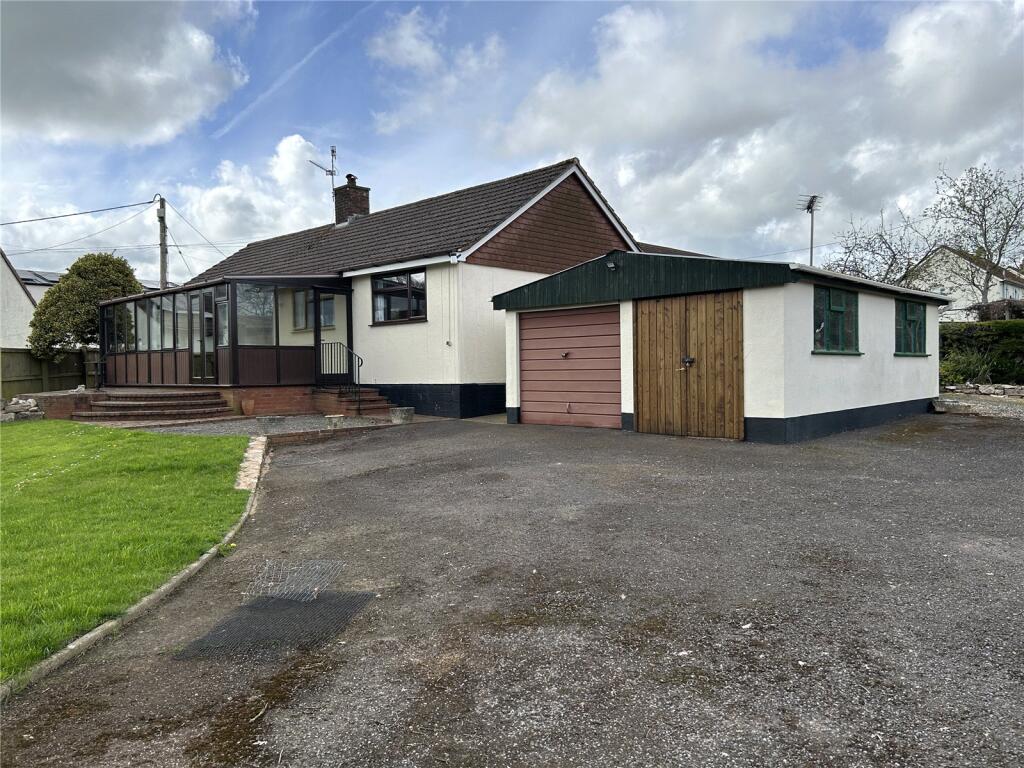 3 bed Bungalow for rent in Hemyock. From Greenslade Taylor Hunt - Taunton