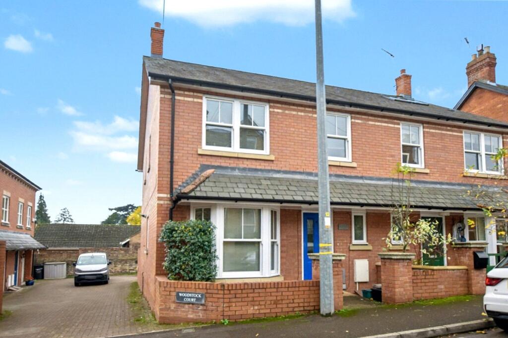 4 bed End of Terrace for rent in Taunton. From Greenslade Taylor Hunt - Taunton 4 bed End of Terrace for rent in Taunton. From Greenslade Taylor Hunt - Taunton