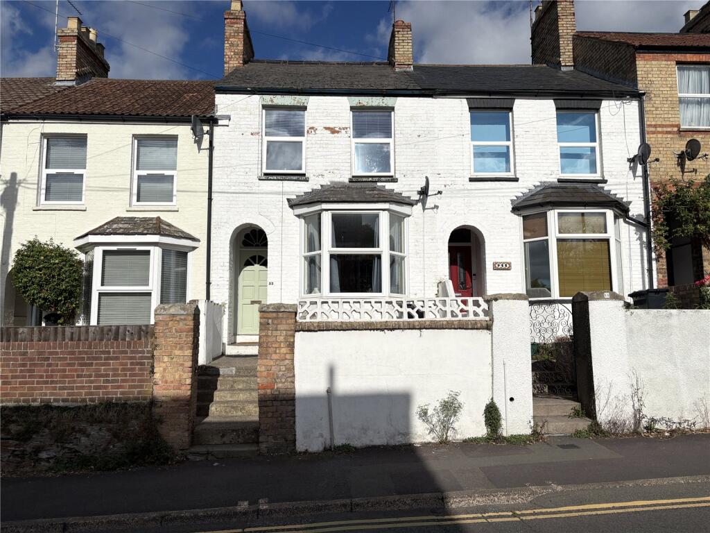 2 bed Mid Terraced House for rent in Taunton. From Greenslade Taylor Hunt - Taunton