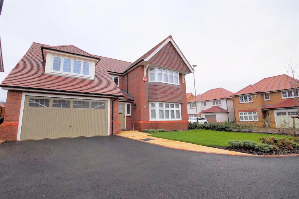 5 bed Detached for rent in Leckhampton Hill. From Morgan Associates - Cheltenham - Lettings