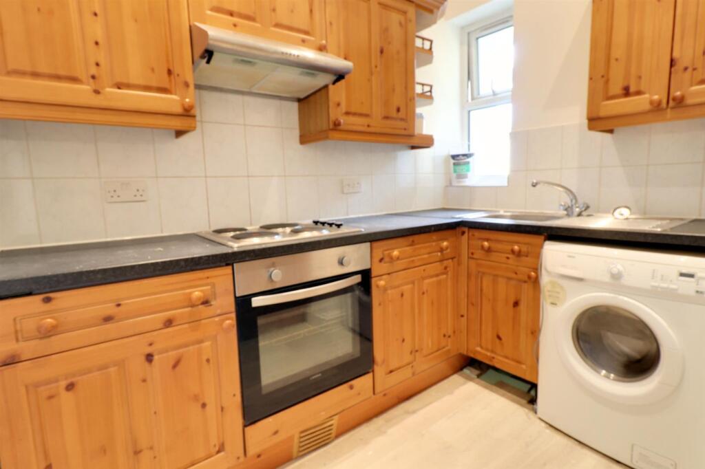 1 bed 1st Floor Flat for rent in Prestbury. From Morgan Associates - Cheltenham - Lettings 1 bed 1st Floor Flat for rent in Prestbury. From Morgan Associates - Cheltenham - Lettings