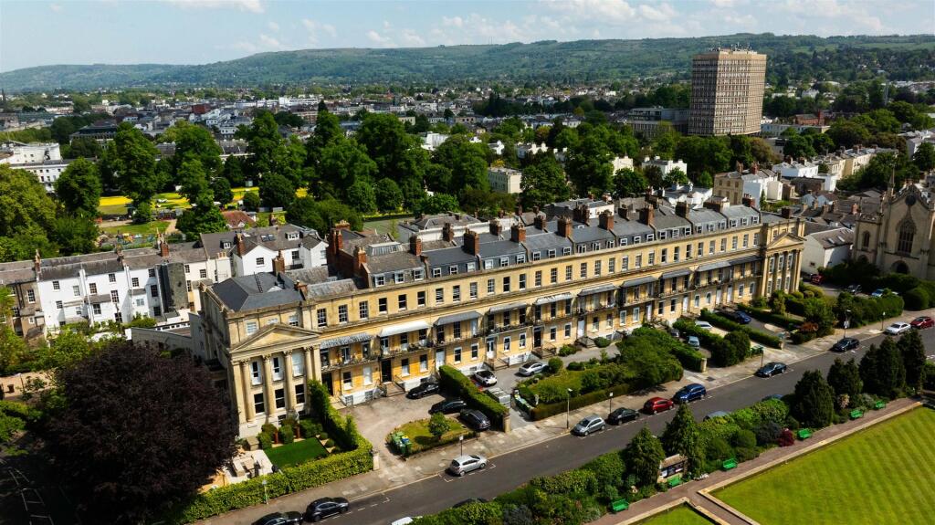 1 bed 1st Floor Flat for rent in Cheltenham. From Morgan Associates - Cheltenham - Lettings