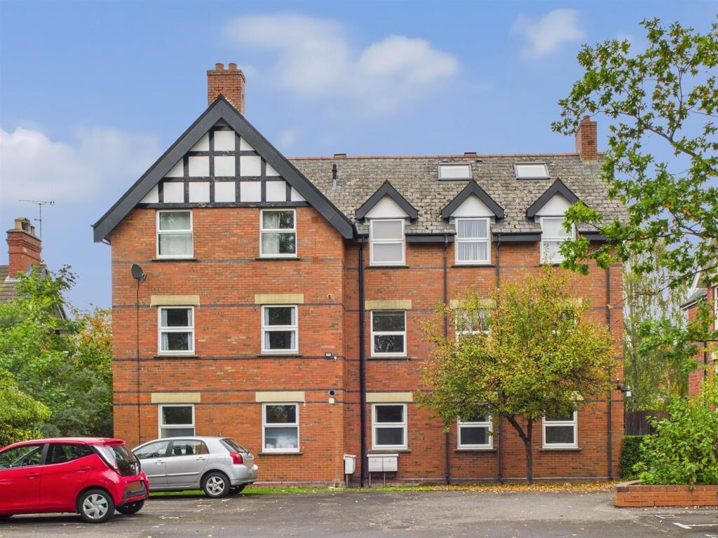2 bed 1st Floor Flat for rent in Cheltenham. From Morgan Associates - Cheltenham - Lettings