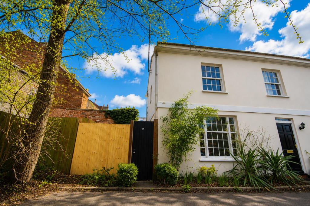 1 bed Detached for rent in Cheltenham. From Morgan Associates - Cheltenham - Lettings 1 bed Detached for rent in Cheltenham. From Morgan Associates - Cheltenham - Lettings