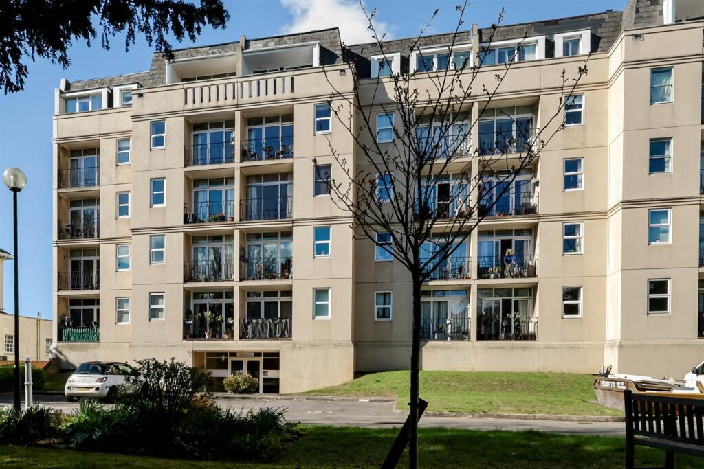 1 bed 1st Floor Flat for rent in Cheltenham. From Morgan Associates - Cheltenham - Lettings 1 bed 1st Floor Flat for rent in Cheltenham. From Morgan Associates - Cheltenham - Lettings