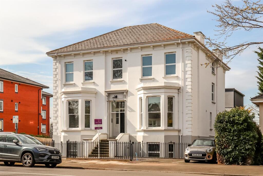 2 bed 1st Floor Flat for rent in Cheltenham. From Morgan Associates - Cheltenham - Lettings