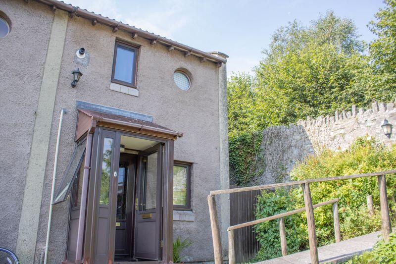 2 bed Mid Terraced House for rent in Shepton Mallet. From Stonebridge - Shepton Mallet