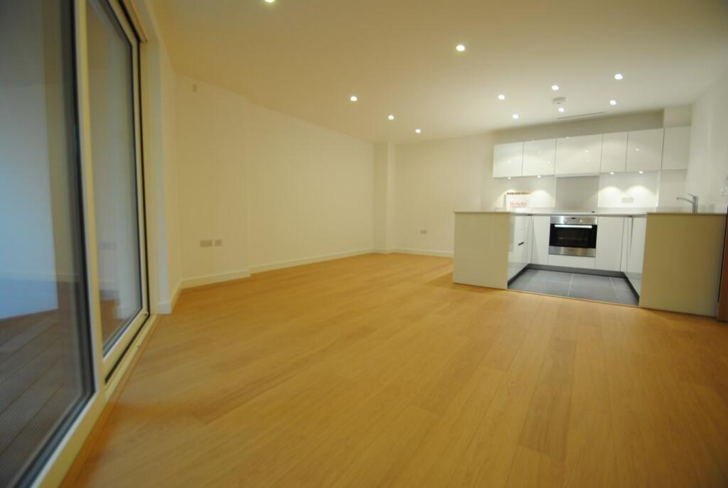 2 bed Apartment for rent in Croydon. From 1st Avenue - Surrey