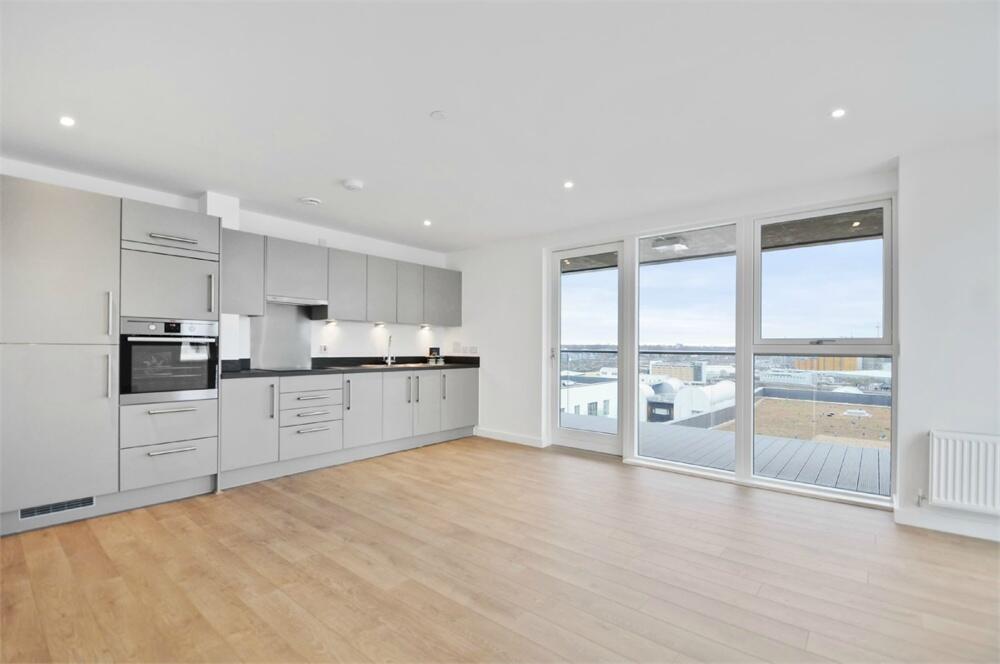 2 bed Apartment for rent in London. From 1st Avenue - West Parkside
