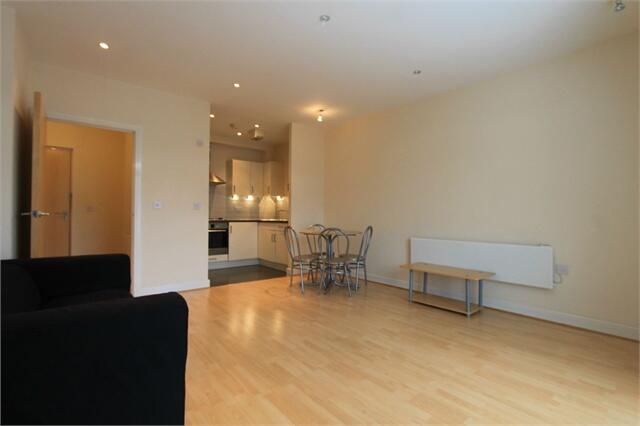 2 bed Apartment for rent in London. From 1st Avenue - London