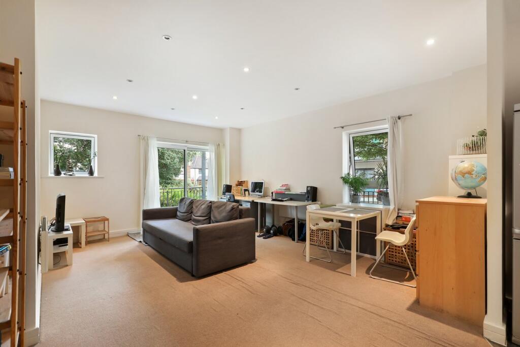 1 bed Apartment for rent in London. From 1st Avenue - London