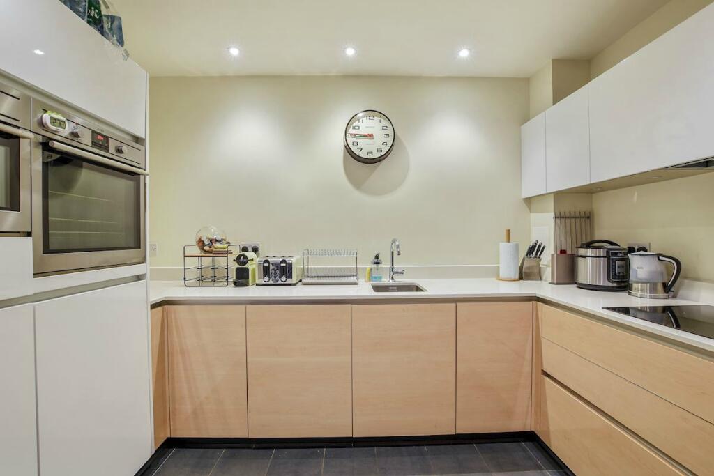1 bed Apartment for rent in Greenwich. From 1st Avenue - London