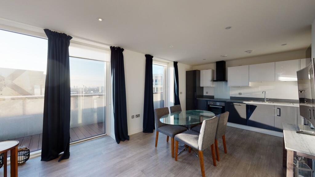 2 bed Apartment for rent in London. From 1st Avenue - London
