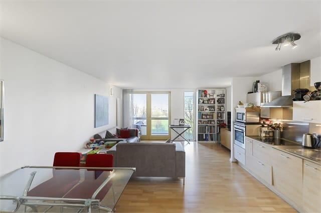 2 bed House (unspecified) for rent in London. From 1st Avenue - London