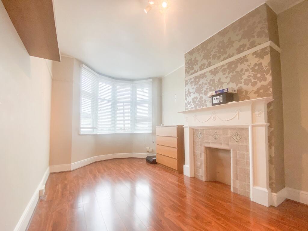 2 bed Detached House for rent in London. From Abacus Estates - Kensal Rise