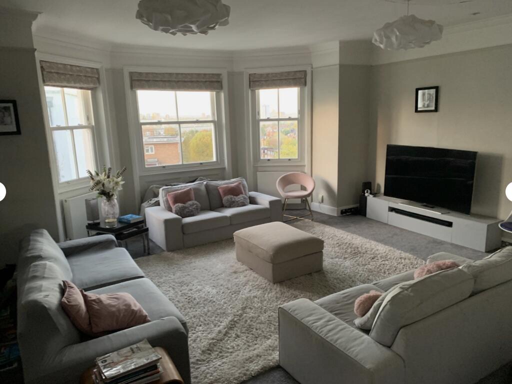 3 bed Annexe for rent in London. From AbbeySpring - London