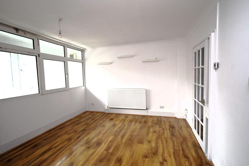 4 bed Annexe for rent in London. From AbbeySpring - London 4 bed Annexe for rent in London. From AbbeySpring - London