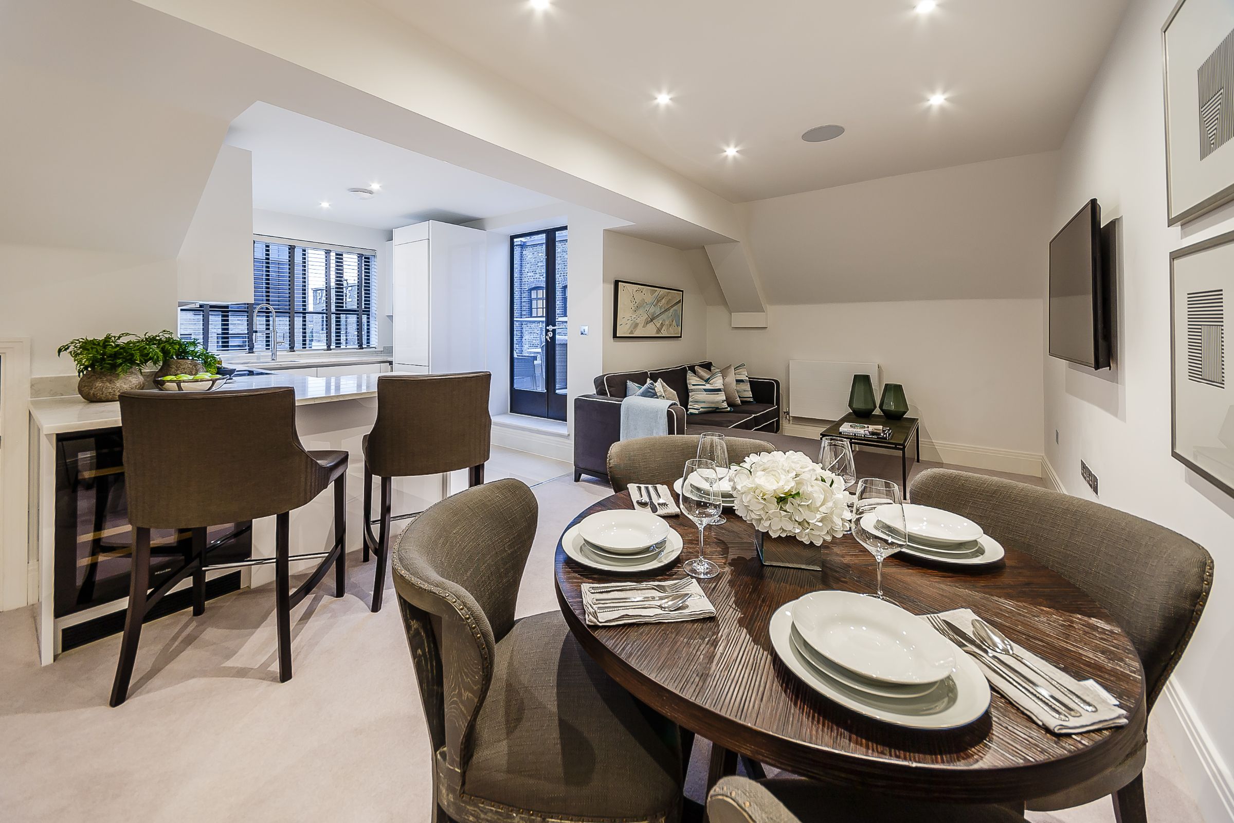 2 bed Apartment for rent in Hammersmith. From AbbeySpring - London 2 bed Apartment for rent in Hammersmith. From AbbeySpring - London