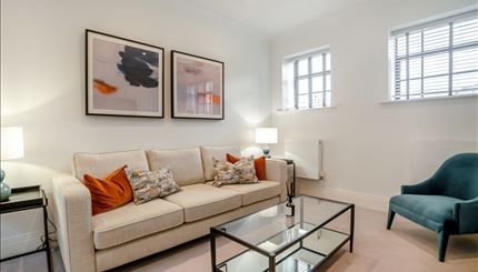 2 bed Apartment for rent in Hammersmith. From AbbeySpring - London 2 bed Apartment for rent in Hammersmith. From AbbeySpring - London