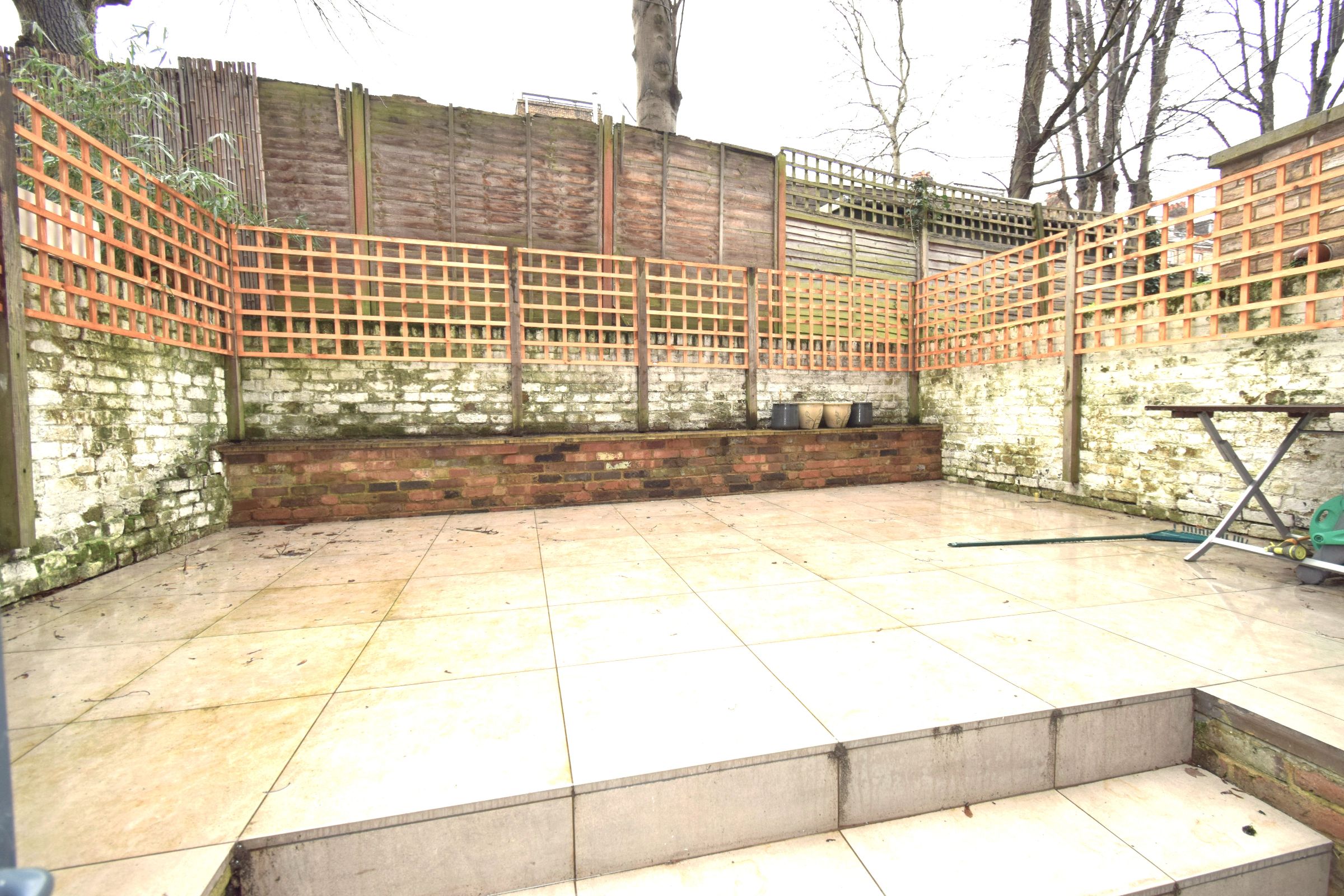 3 bed Annexe for rent in London. From AbbeySpring - London