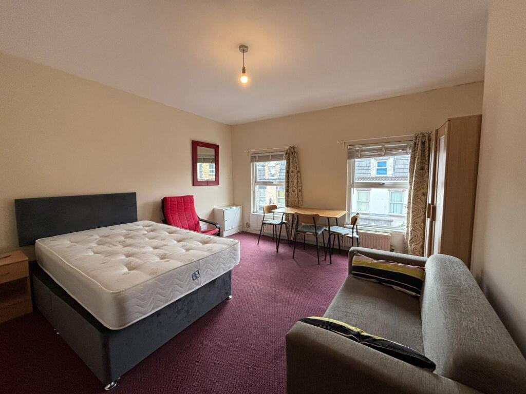 4 bed 1st Floor Flat for rent in Liverpool. From Abode - Allerton 4 bed 1st Floor Flat for rent in Liverpool. From Abode - Allerton