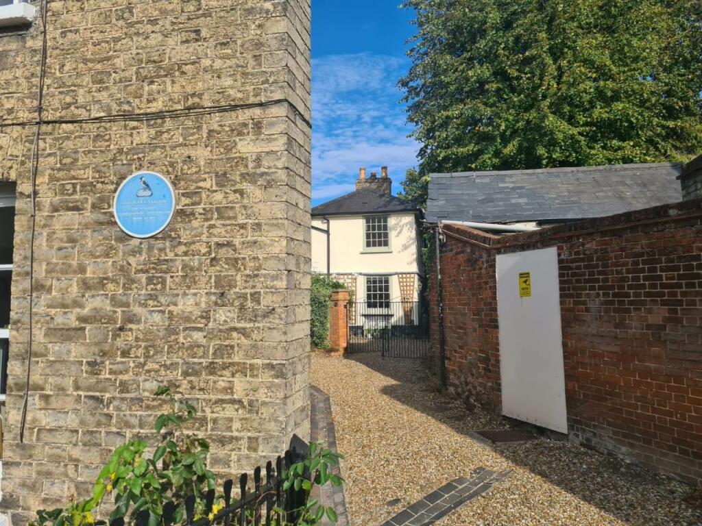 2 bed Detached House for rent in Royston. From Abode Town and Country - Royston