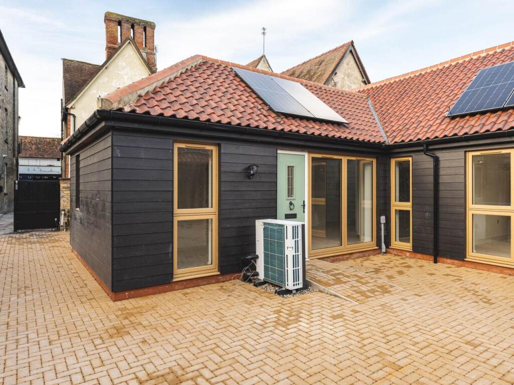 2 bed Semi-detached bungalow for rent in Nuthampstead. From Abode Town and Country - Royston