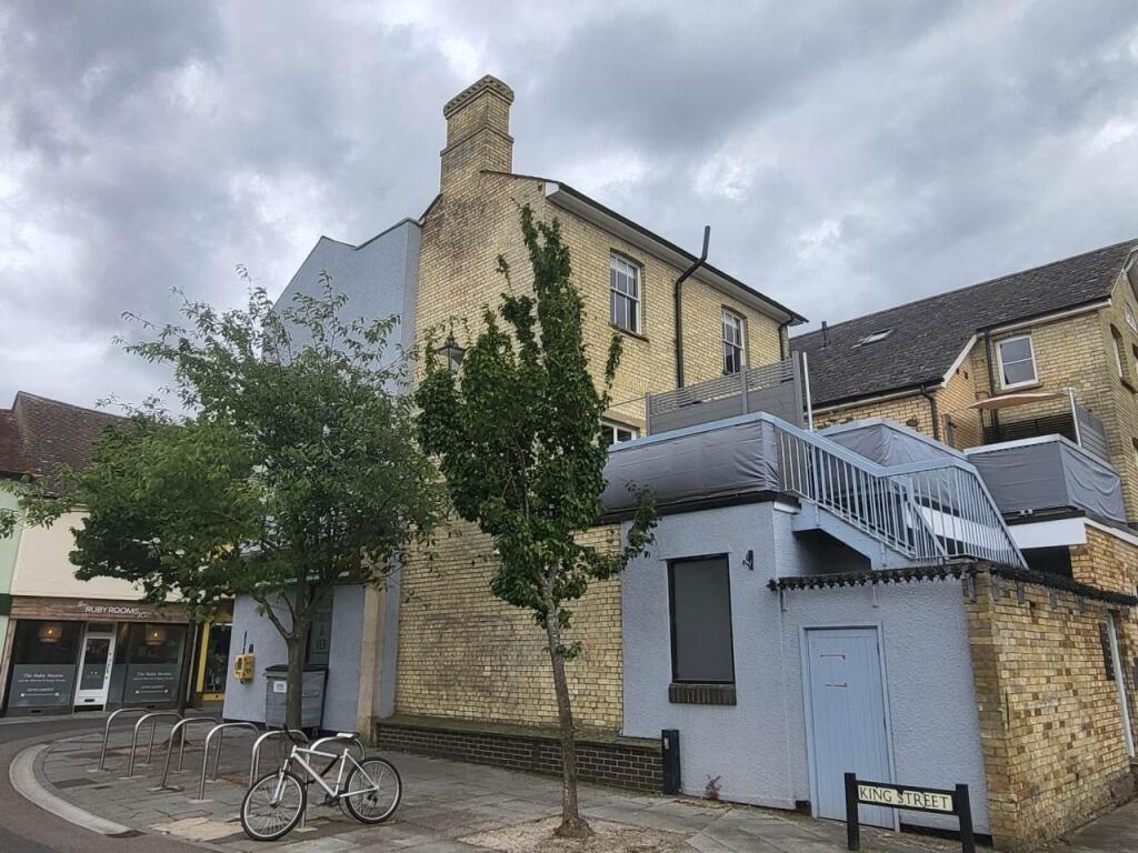 1 bed 1st Floor Flat for rent in Royston. From Abode Town and Country - Royston