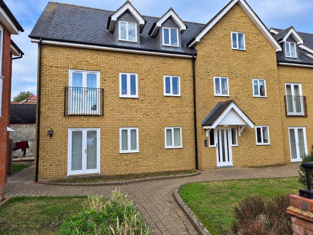 2 bed Apartment for rent in Royston. From Abode Town and Country - Royston