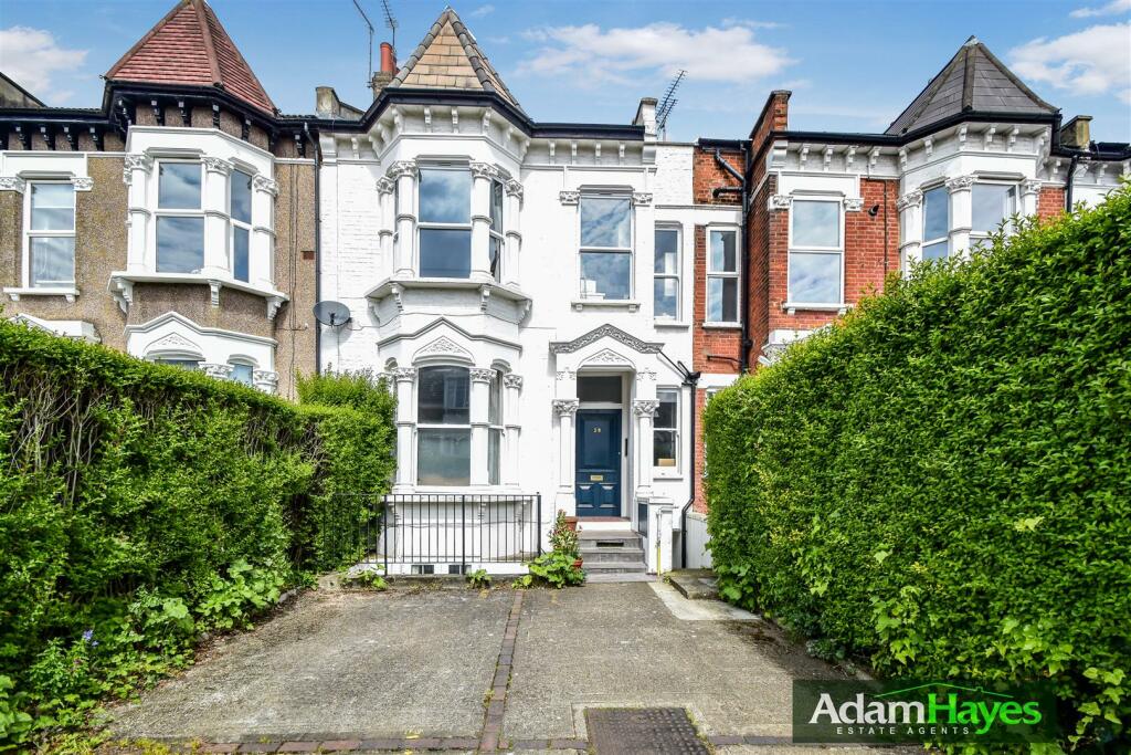 1 bed Detached House for rent in Friern Barnet. From Adam Hayes Estate Agents - East Finchley