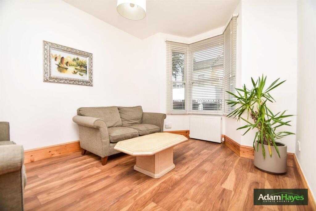 3 bed Mid Terraced House for rent in Hornsey. From Adam Hayes Estate Agents - East Finchley - N2