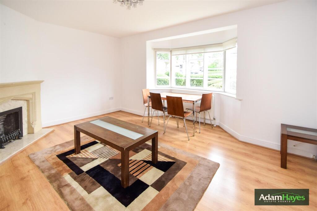 2 bed Apartment for rent in Finchley. From Adam Hayes Estate Agents - East Finchley - N2