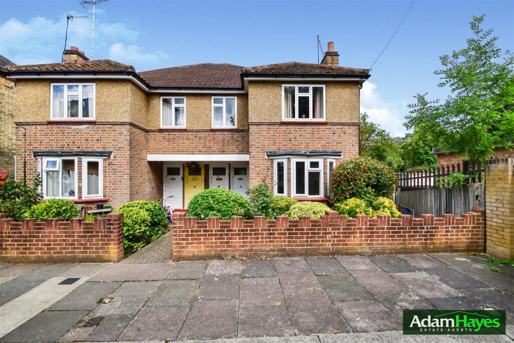 2 bed Annexe for rent in Finchley. From Adam Hayes Estate Agents - East Finchley - N2