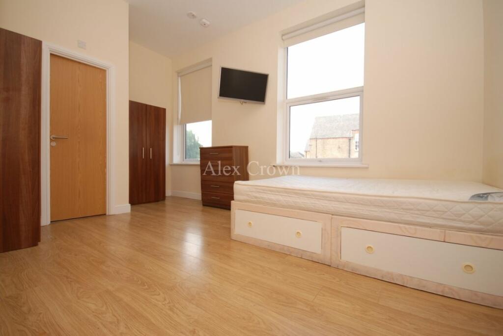 1 bed Flat for rent in Wood Green. From Alex Crown Lettings & Estate Agents