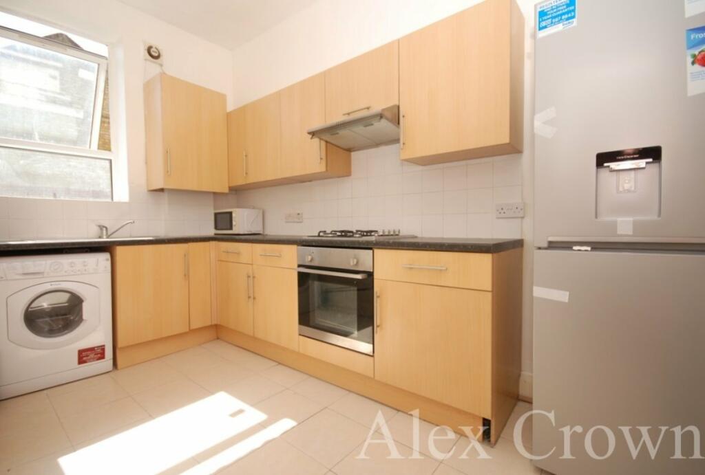 2 bed Flat for rent in Camden Town. From Alex Crown Lettings & Estate Agents