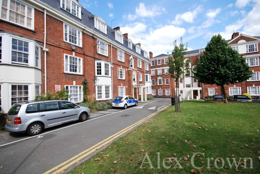 3 bed Apartment for rent in Islington. From Alex Crown Lettings & Estate Agents - Islington