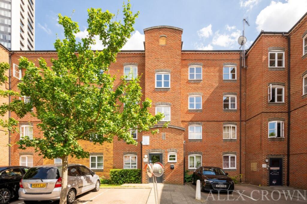 2 bed Apartment for rent in Stratford. From Alex Crown Lettings & Estate Agents - Islington