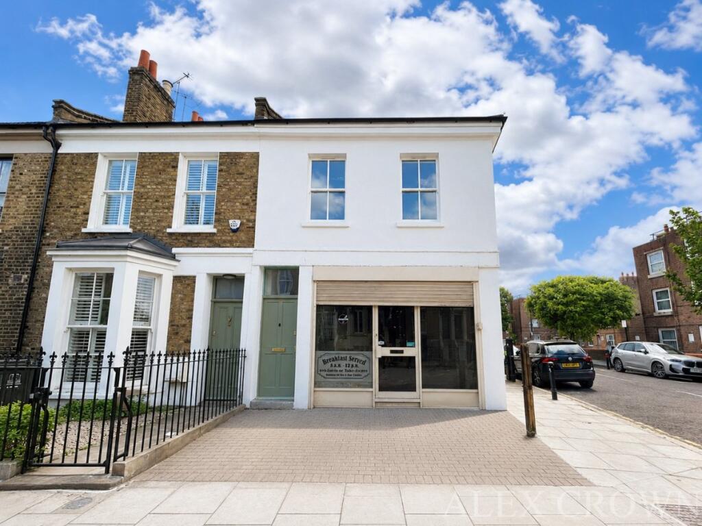 3 bed 1st Floor Flat for rent in Hackney. From Alex Crown Lettings & Estate Agents - Islington 3 bed 1st Floor Flat for rent in Hackney. From Alex Crown Lettings & Estate Agents - Islington