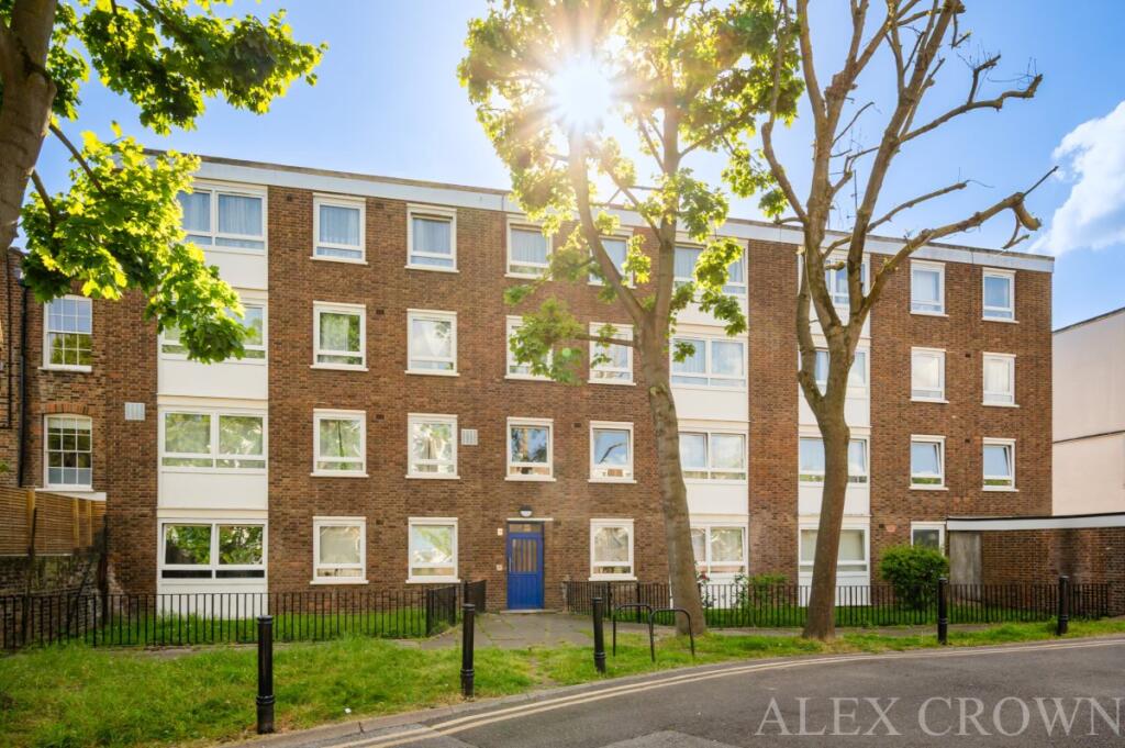 4 bed House Share for rent in Stoke Newington. From Alex Crown Lettings & Estate Agents - Islington