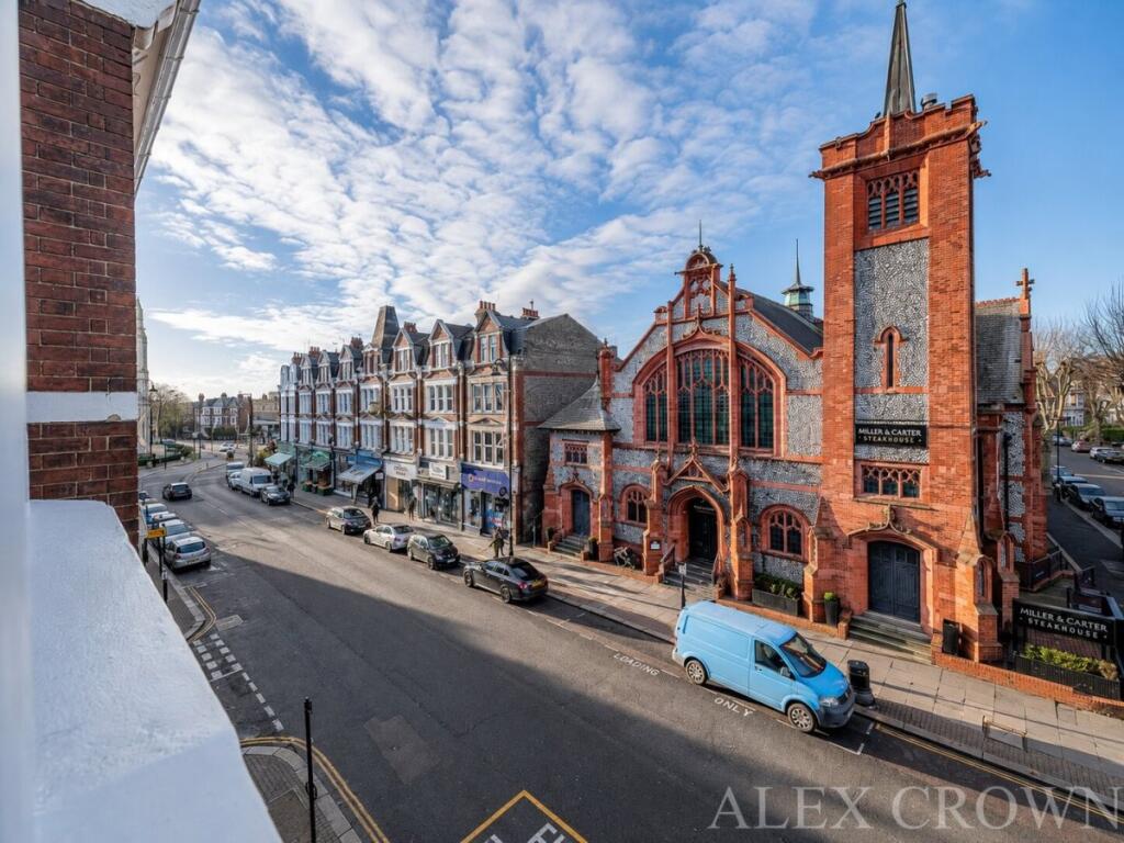 3 bed 1st Floor Flat for rent in Hornsey. From Alex Crown Lettings & Estate Agents - Islington