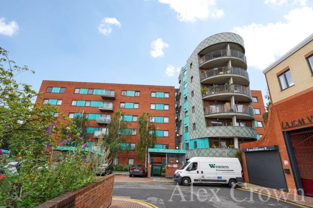 1 bed Apartment for rent in Hornsey. From Alex Crown Lettings & Estate Agents - Islington 1 bed Apartment for rent in Hornsey. From Alex Crown Lettings & Estate Agents - Islington