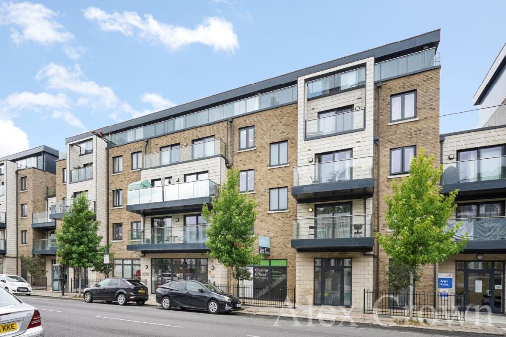 2 bed Apartment for rent in Paddington. From Alex Crown Lettings & Estate Agents - Islington 2 bed Apartment for rent in Paddington. From Alex Crown Lettings & Estate Agents - Islington