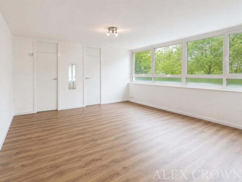 4 bed Studio for rent in Hornsey. From Alex Crown Lettings & Estate Agents - Islington
