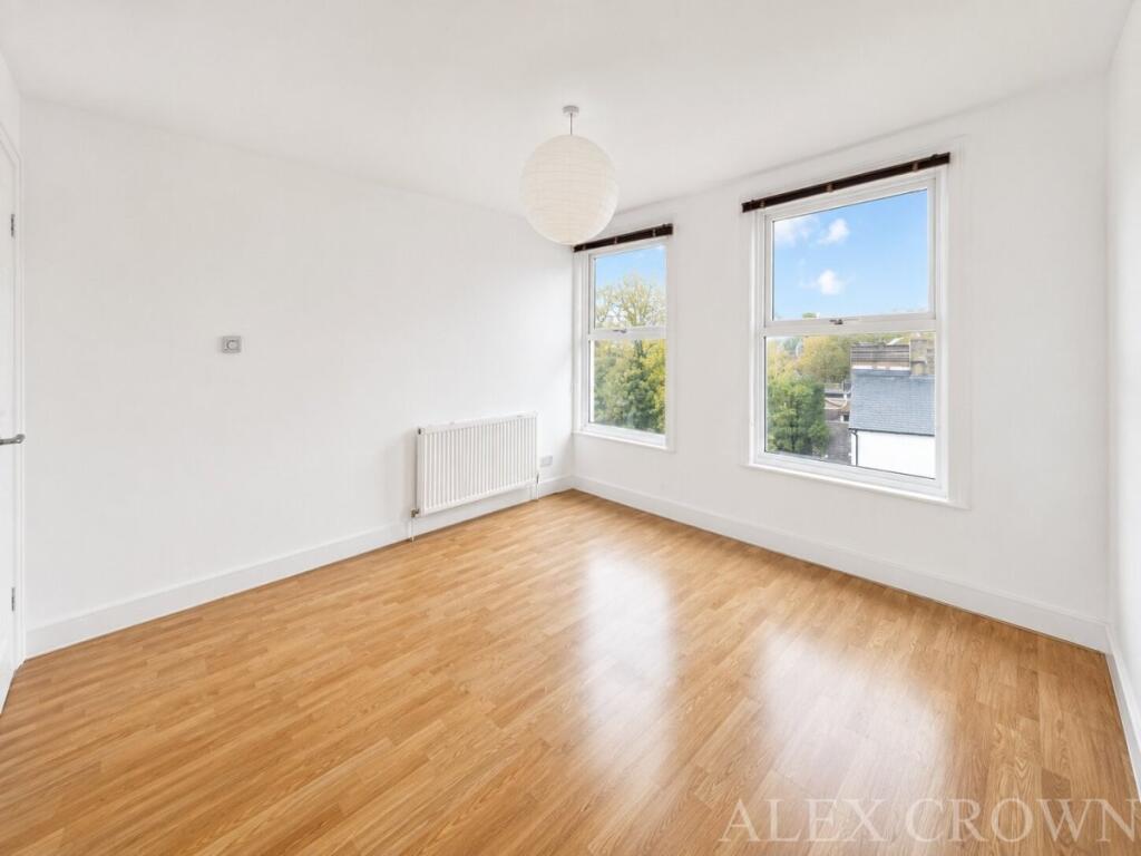 1 bed 1st Floor Flat for rent in Wood Green. From Alex Crown Lettings & Estate Agents - Islington