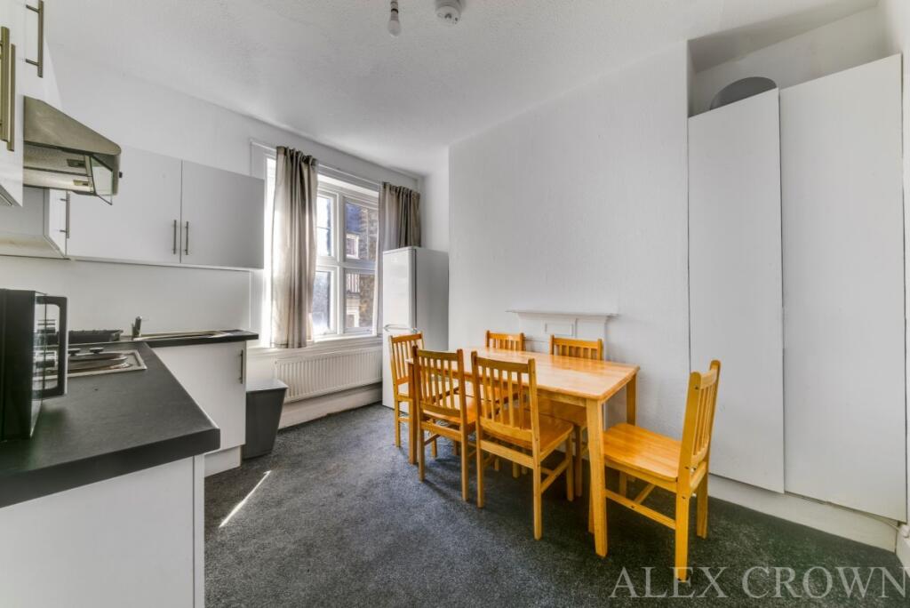 5 bed 1st Floor Flat for rent in Bermondsey. From Alex Crown Lettings & Estate Agents - Islington 5 bed 1st Floor Flat for rent in Bermondsey. From Alex Crown Lettings & Estate Agents - Islington