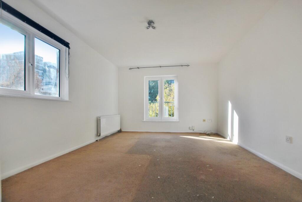 2 bed 1st Floor Flat for rent in Penge. From Alexander Charles & Browne - Forest Hill 2 bed 1st Floor Flat for rent in Penge. From Alexander Charles & Browne - Forest Hill